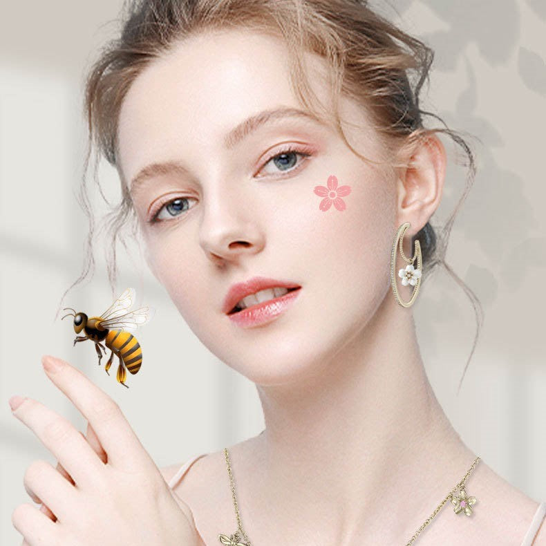 Bee Sakura Zircon Pearl Earrings